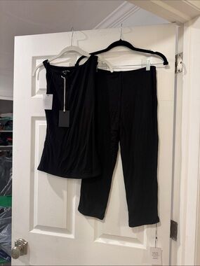 Black Tank Top & Capri Pants Set - Classic Two-Piece Lounge Set